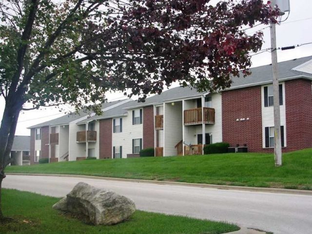 Mountain Boulevard Apartments: Two-Bedroom Option A - Outside